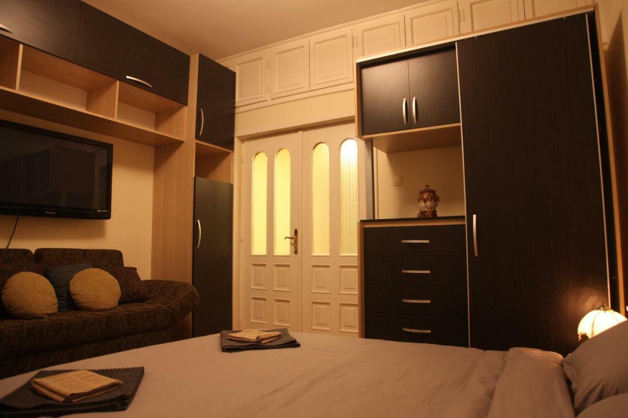 Apartment No 5 Pristina Esterno foto