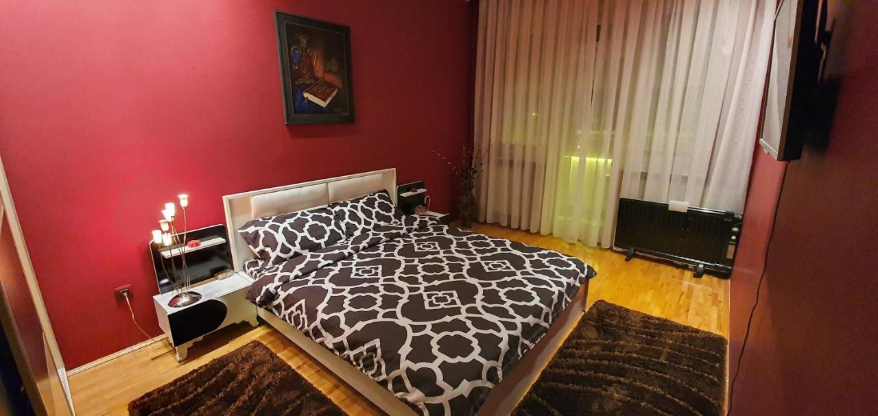 Apartment No 5 Pristina Esterno foto